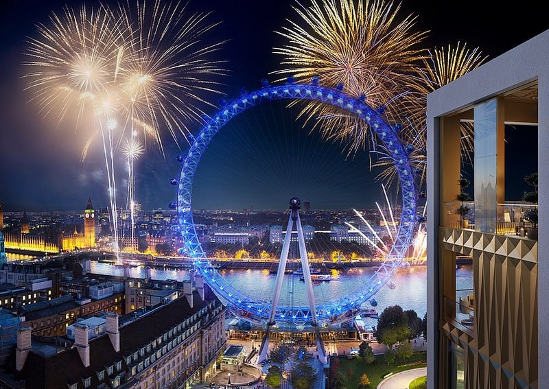 New Years Eve fireworks at London Eye