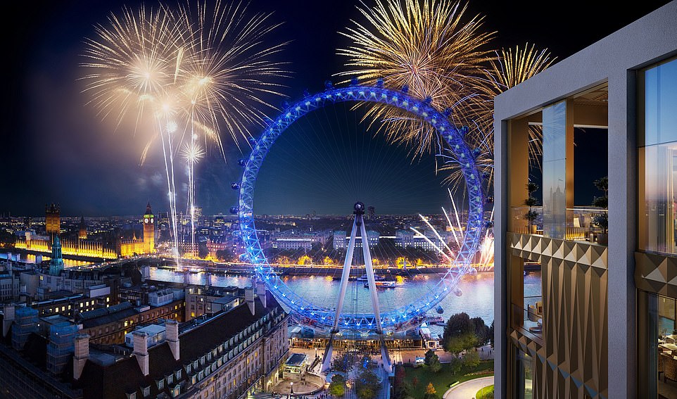 New Years Eve fireworks at London Eye