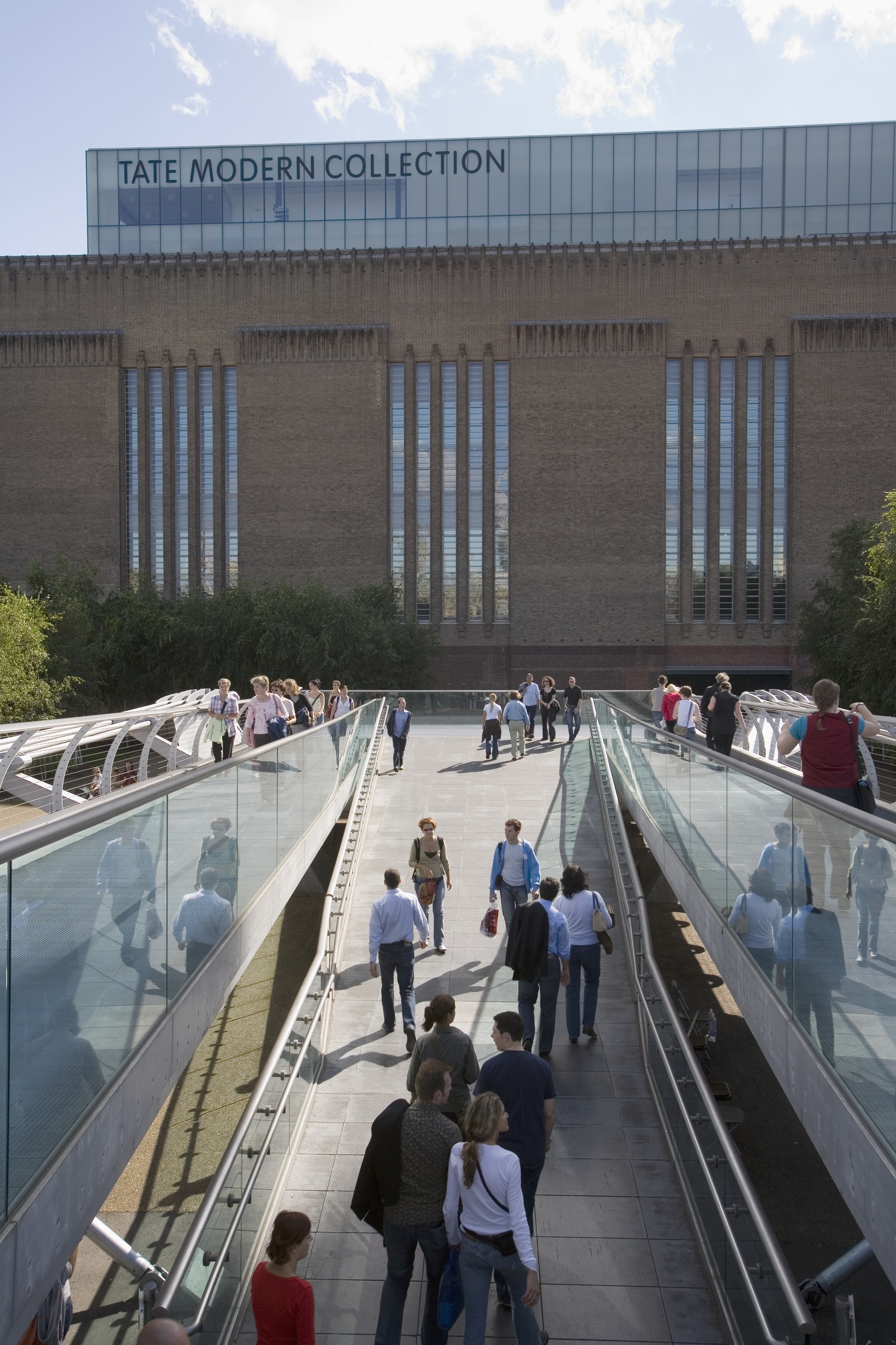 England, London, people visiting Tate Museum, elevated view
